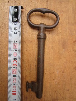 Llaves antiguas s. XIX - XX, 4 piezas.