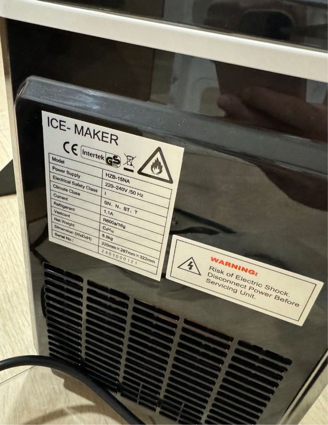 Macchina per cubetti di ghiaccio 