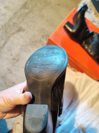 Stivale donna vera pelle nera N. 38