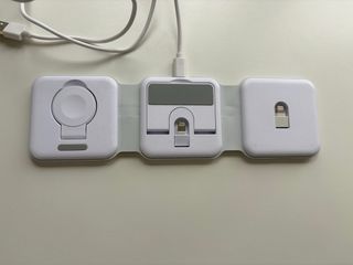 Cargador iPhone Lightning, Apple Watch y AirPods 