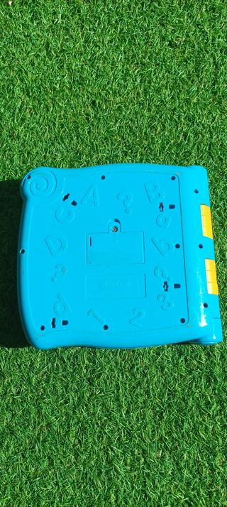 Juguete libro parlante de actividades