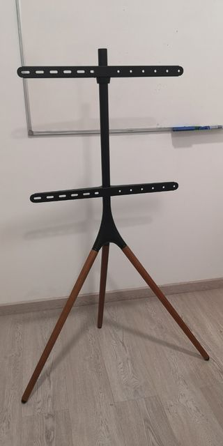 Trípode de TV madera y hierro hasta 65'