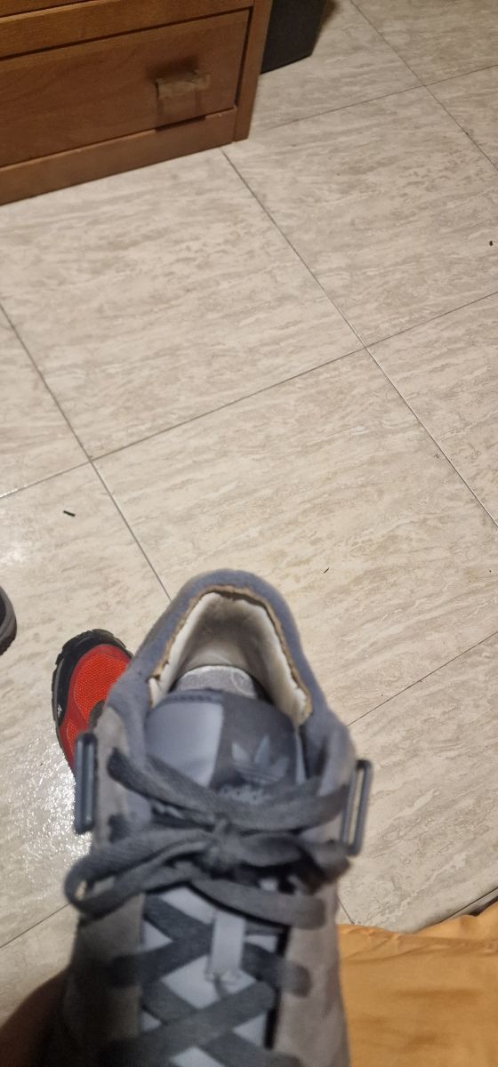 Adidas forum grises Talla 44.5