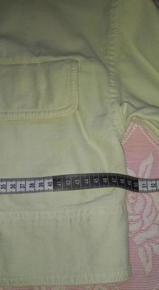 Chaqueta torera vaquera de mujer, Zara.