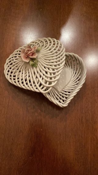 Portagioie vintage in gesso