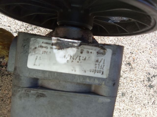 Bomba de dirección Volvo s70