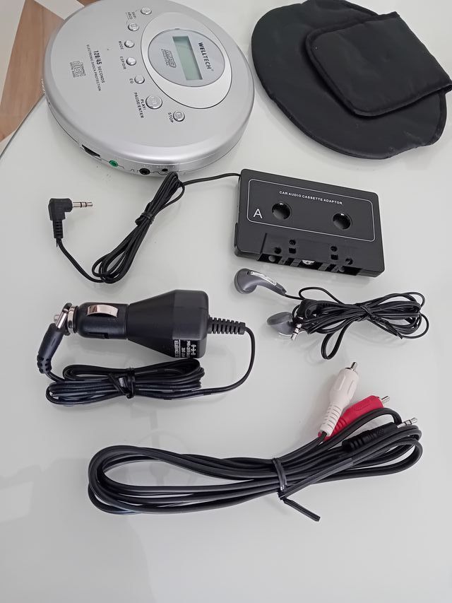 REPRODUCTOR DE CD PORTÁTIL