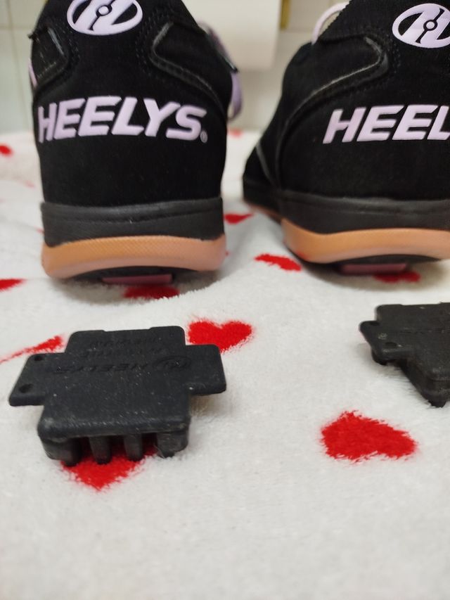 Heelys lila y negro 36,5