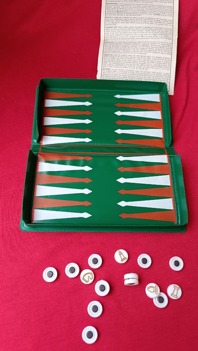 Ajedrez vintage portátil