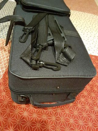 Estuche trompeta.Nuevo.