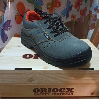 Zapatos seguridad sin estrenar t.36