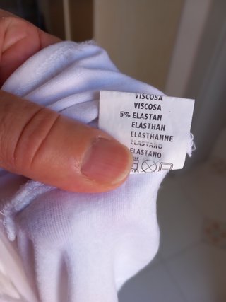 T-shirt donna bianca con ricami