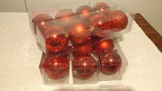 20 palline rosse di Natale