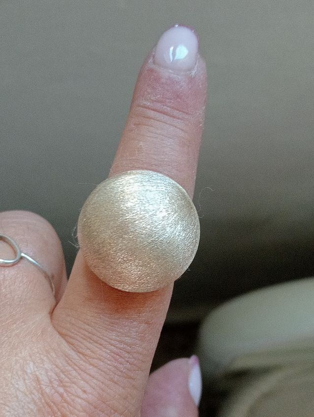 GRAN SORTIJA ELEGANTE 