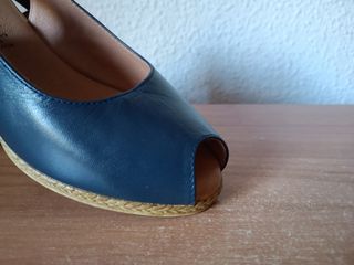 Sandalias de piel de la marca española Dulcepies