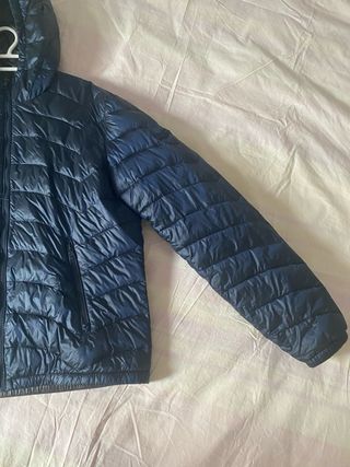 Plumas ligero acolchado azul marino 