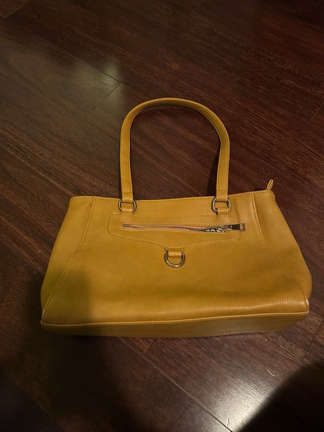 Bolso hombro mostaza