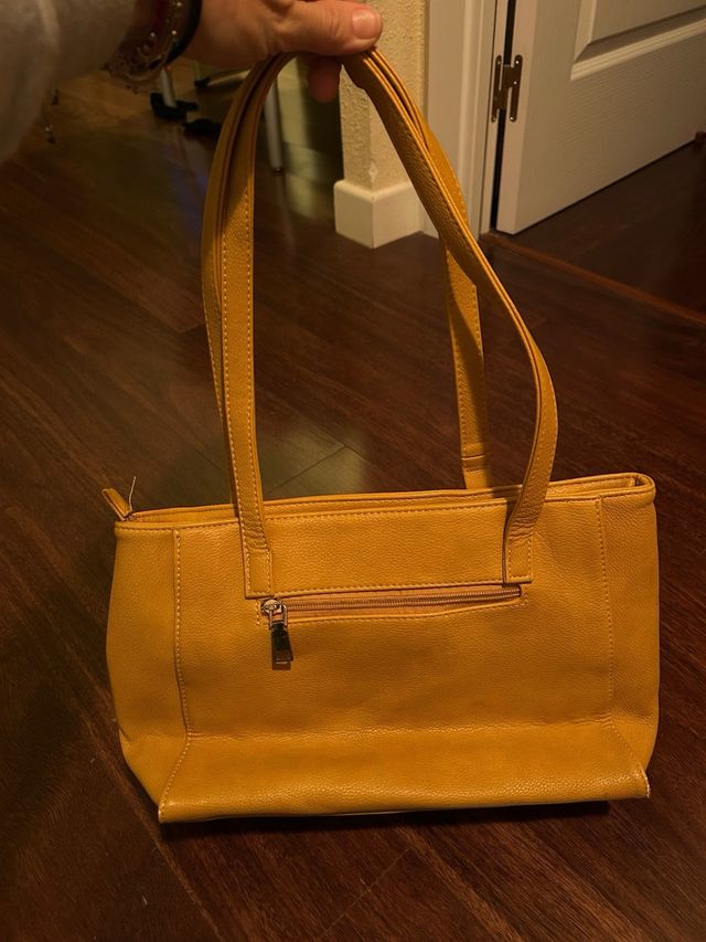 Bolso hombro mostaza