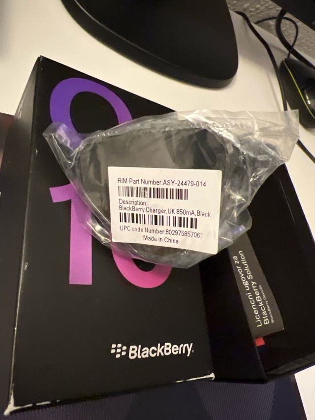 Cargador Blackberry UK nuevo