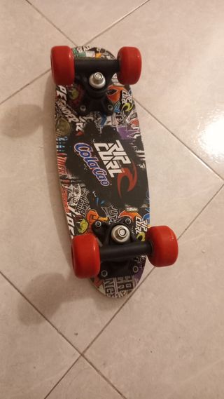 Monopatín/skateboard para niño/a pequeño