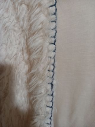Chaqueta efecto pelo chica 