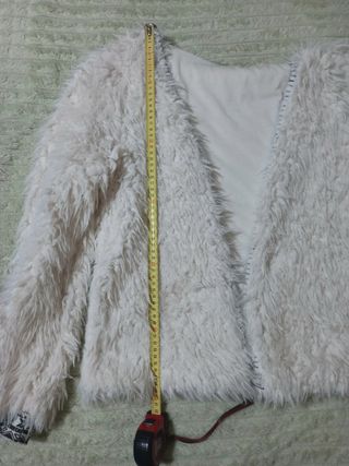 Chaqueta efecto pelo chica 
