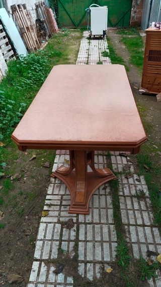 MESA EXTENCIBLE GRANDE COMEDOR