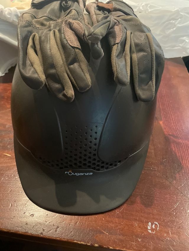 Casco hipica niño y guantes