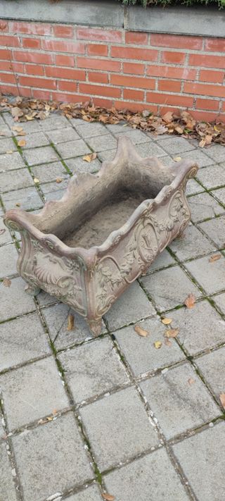 2 maceteros franceses