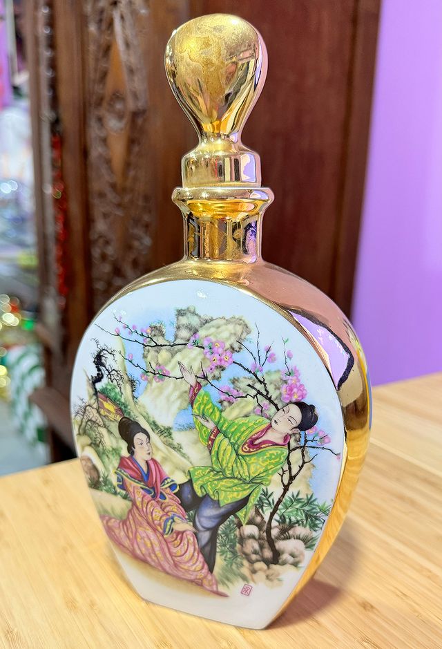 Botellas de porcelana esmaltada para coleccionista