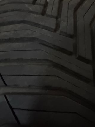1 Neumatico Michelin Cros Climate ( como