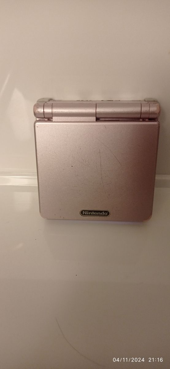 Game boy AVANCE SP