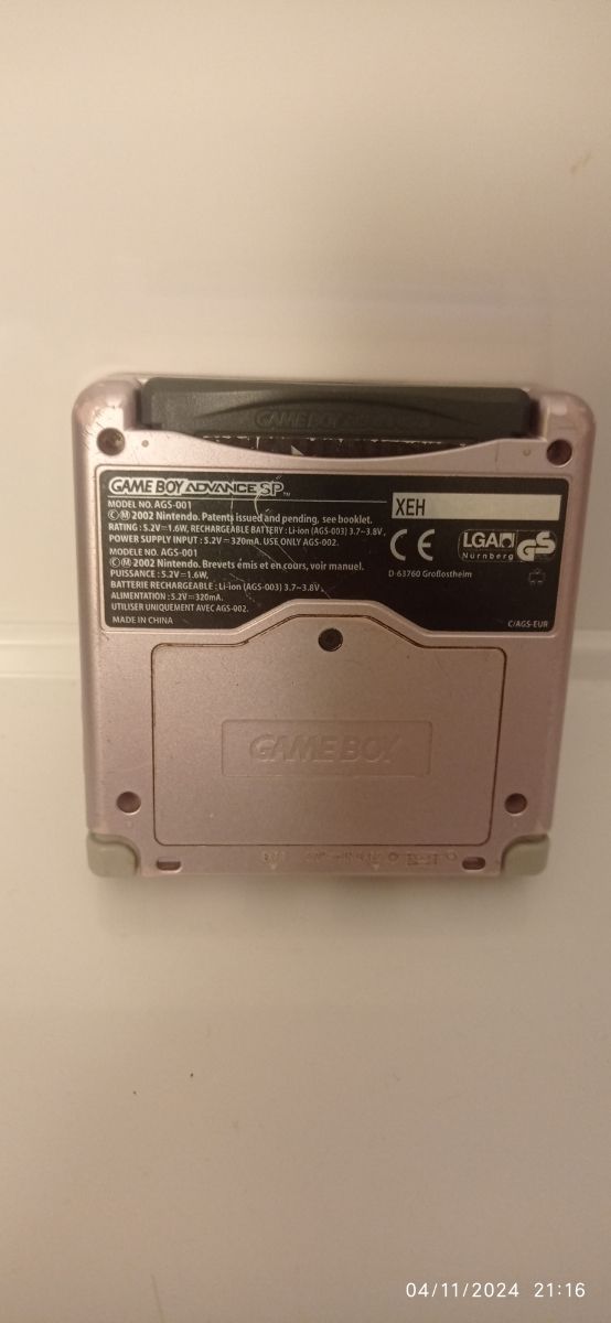 Game boy AVANCE SP