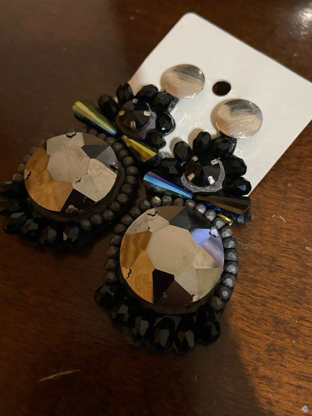 Orecchini con pietre