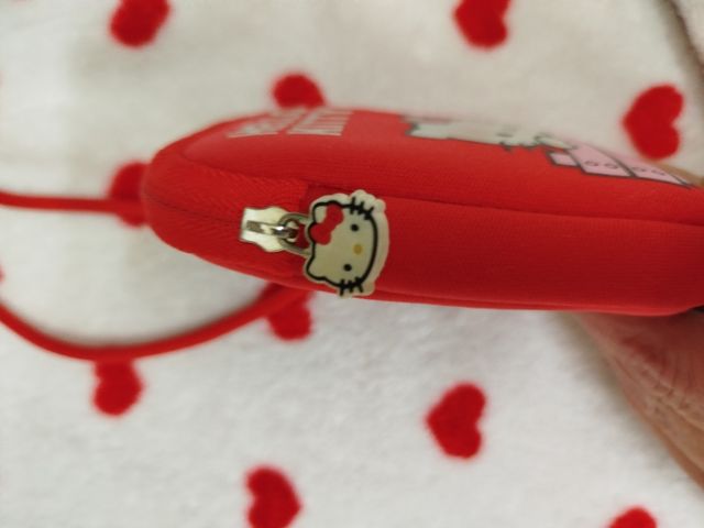 Funda Hello Kitty roja