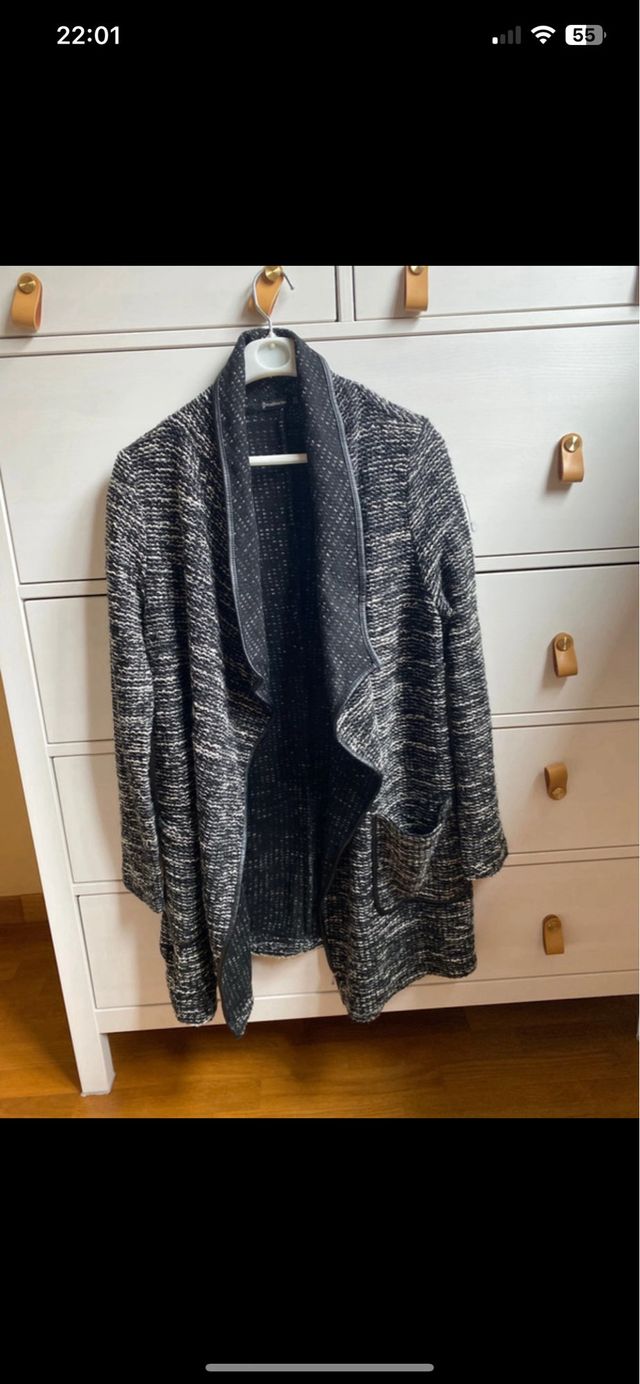 Chaqueta jaspeada con ribetes en piel St