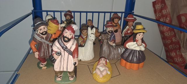 Belen peruano pintado a mano