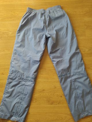 Pantalón Adidas impermeable Y2K