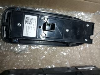 Mandos calefacción y botonera elev Ford C-Max 2010