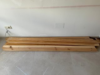Puertas piso  ,últimas 4 de 72 ctm x 200   80 €