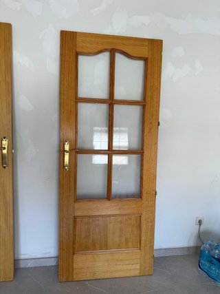 Puertas piso  ,últimas 4 de 72 ctm x 200   80 €