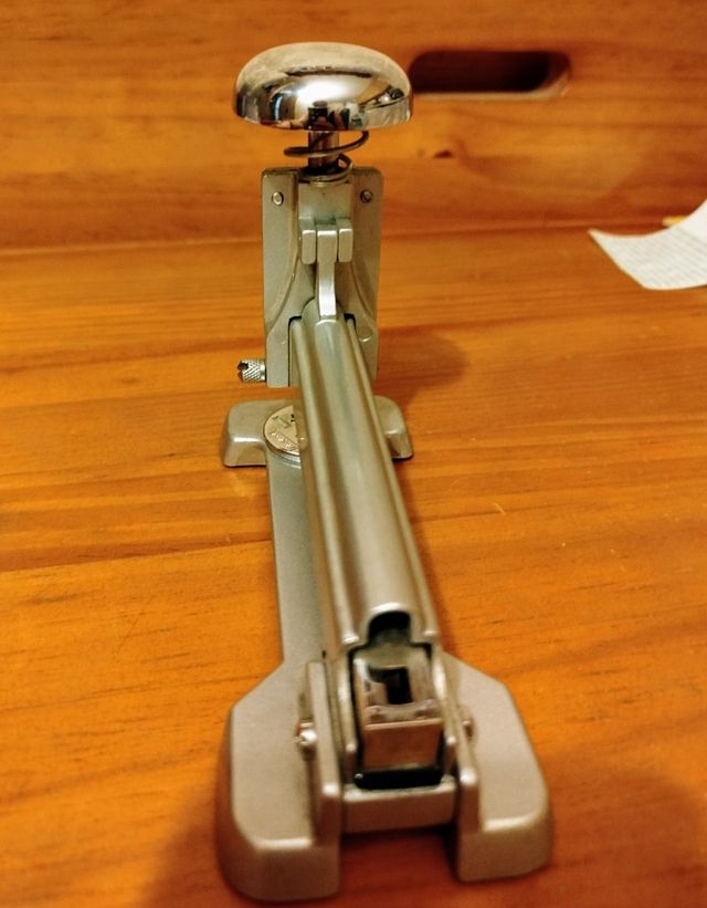 Grapadora El Casco M30. Sólo envíos 