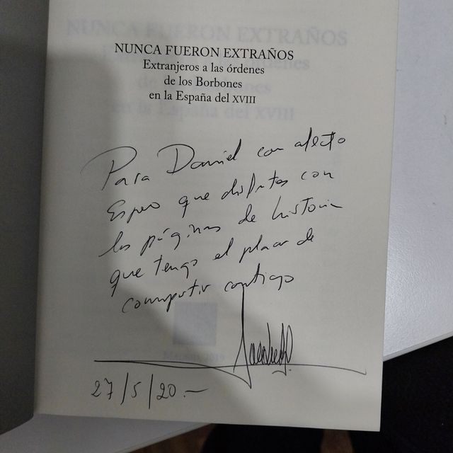 NUNCA FUERON EXTRAÑOS