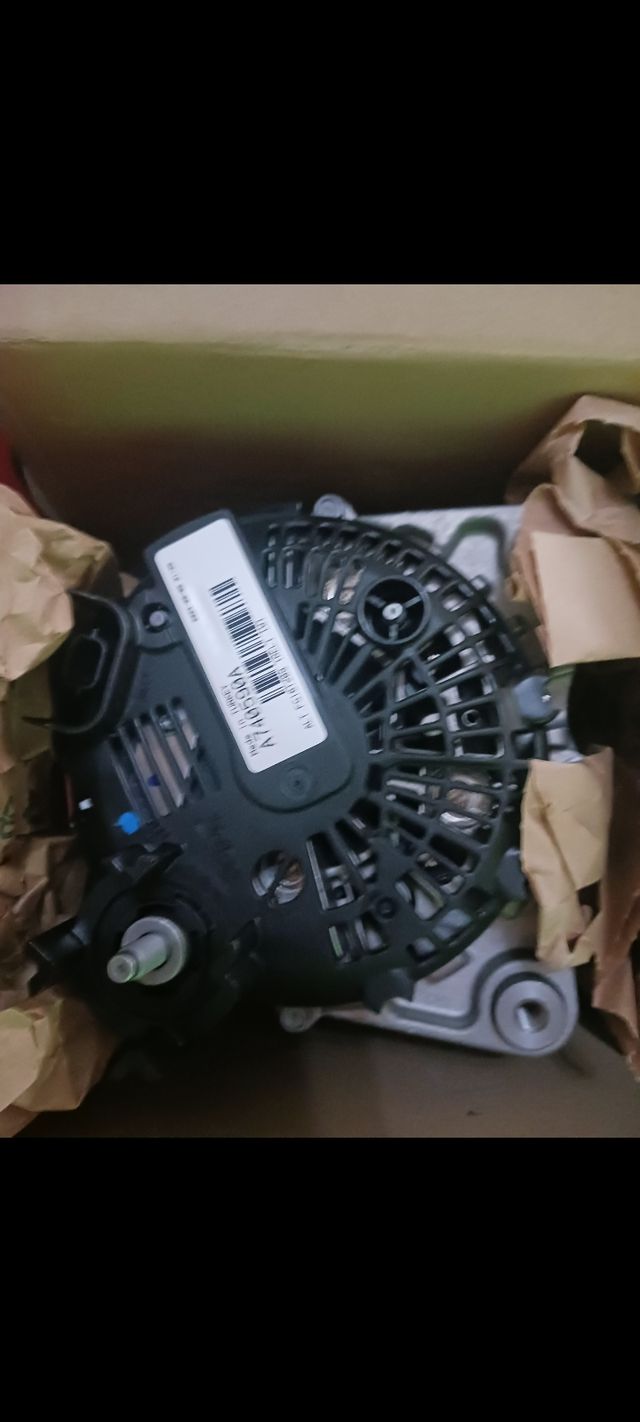 Alternador valeo  de coche Renault