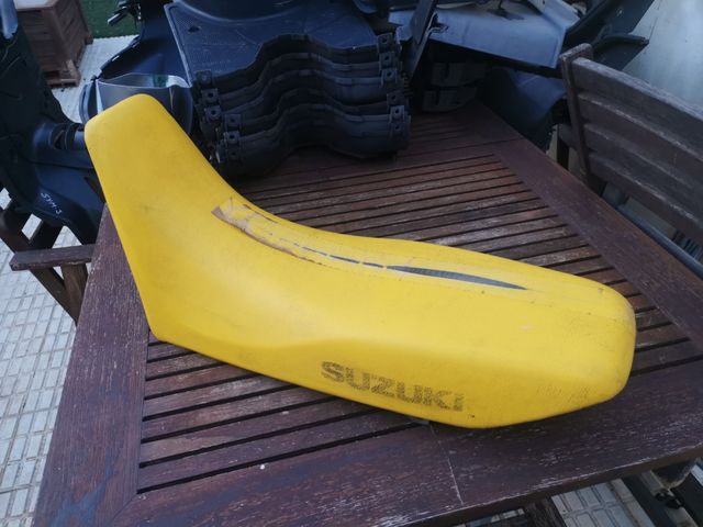 Asiento suzuki DR-BIG 49
