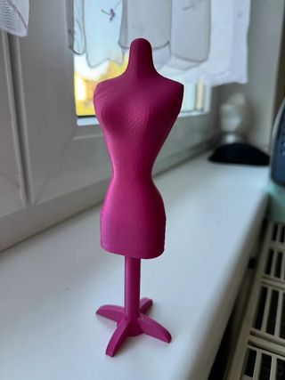 Soporte para muñecas Barbie