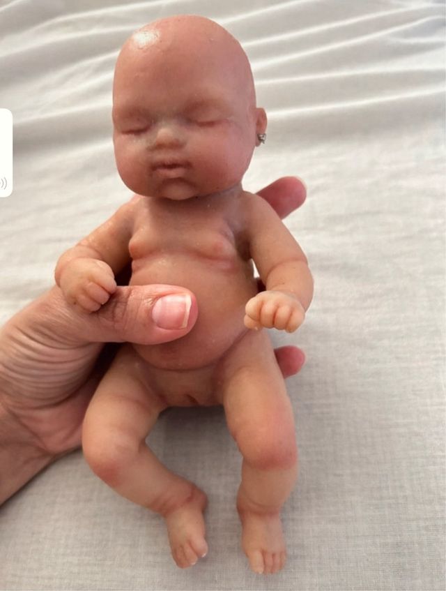 Bebe reborn silicona completa