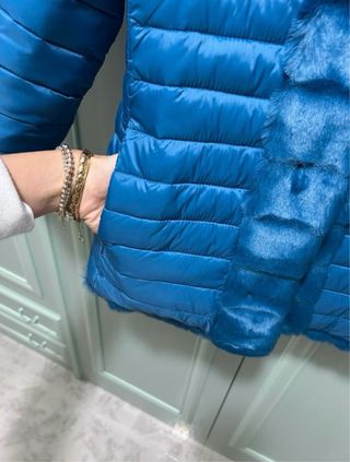 Cappottino double-dace in pelliccia e piuma