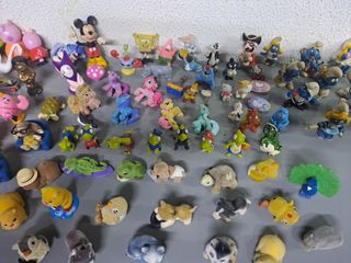 Collezione personaggi Disney ecc..