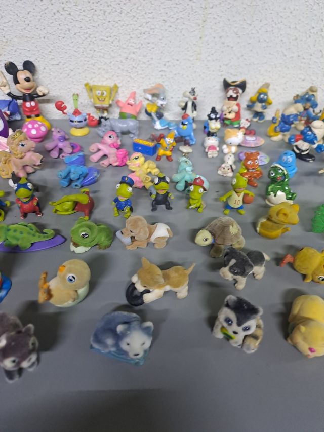 Collezione personaggi Disney ecc..